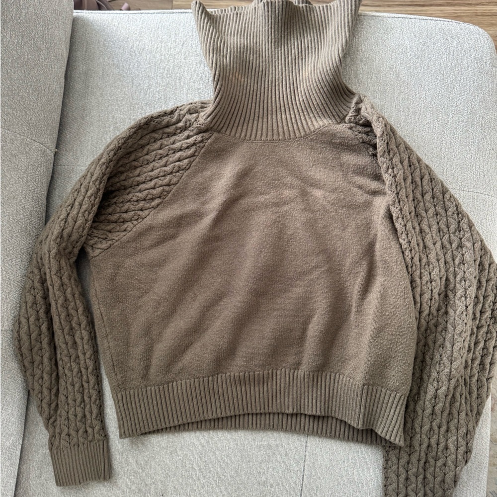 BB Dakota by Steve Madden Brown Cowl Turtleneck Sweater